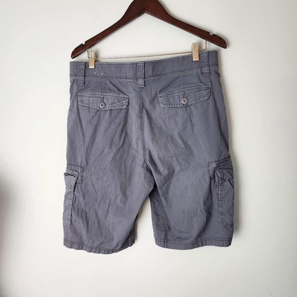 Urban Outfitters Relaxed Cargo Shorts Gray Size 34 - Picture 3 of 6